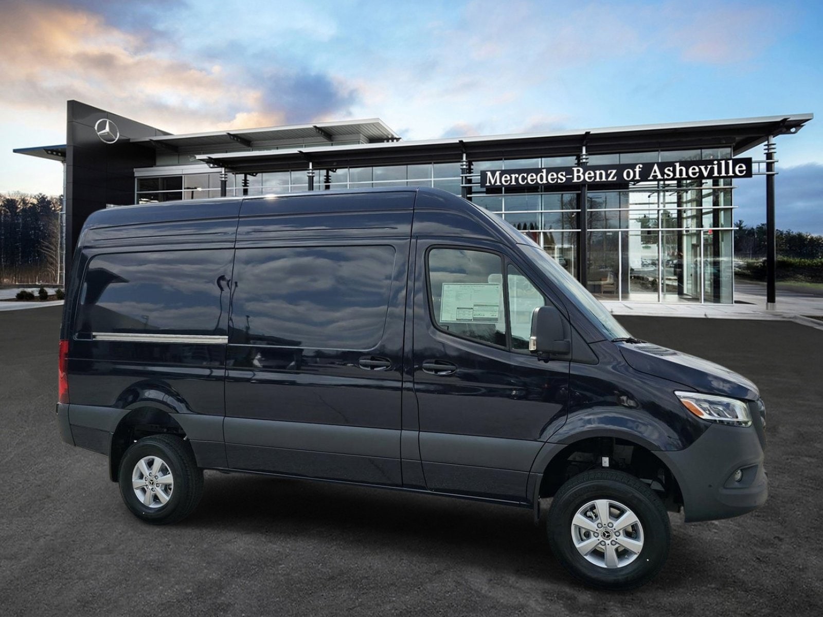 2026 Mercedes-Benz Sprinter 2500 144 WB HO AWD's photo