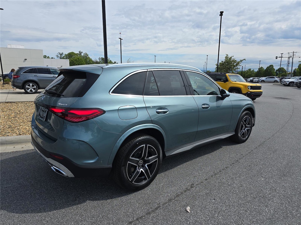 New 2026 Mercedes-Benz GLC 300 4MATIC SUV