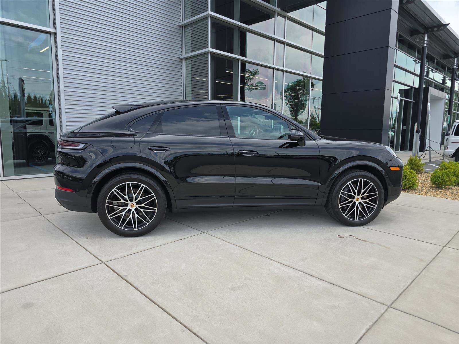 Used 2024 Porsche Cayenne Coup Base with VIN WP1BA2AY6RDA52131 for sale in Fletcher, NC