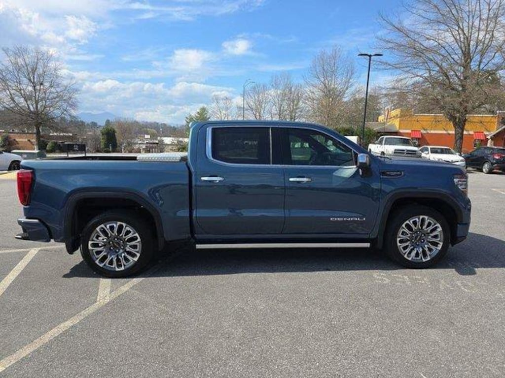 Used 2024 GMC Sierra 1500 Denali Ultimate 4WD Crew Cab 147 Denali Ultimate