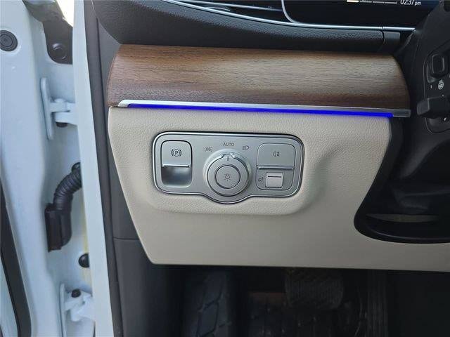 2025 Mercedes-Benz GLE GLE450 - Photo 38