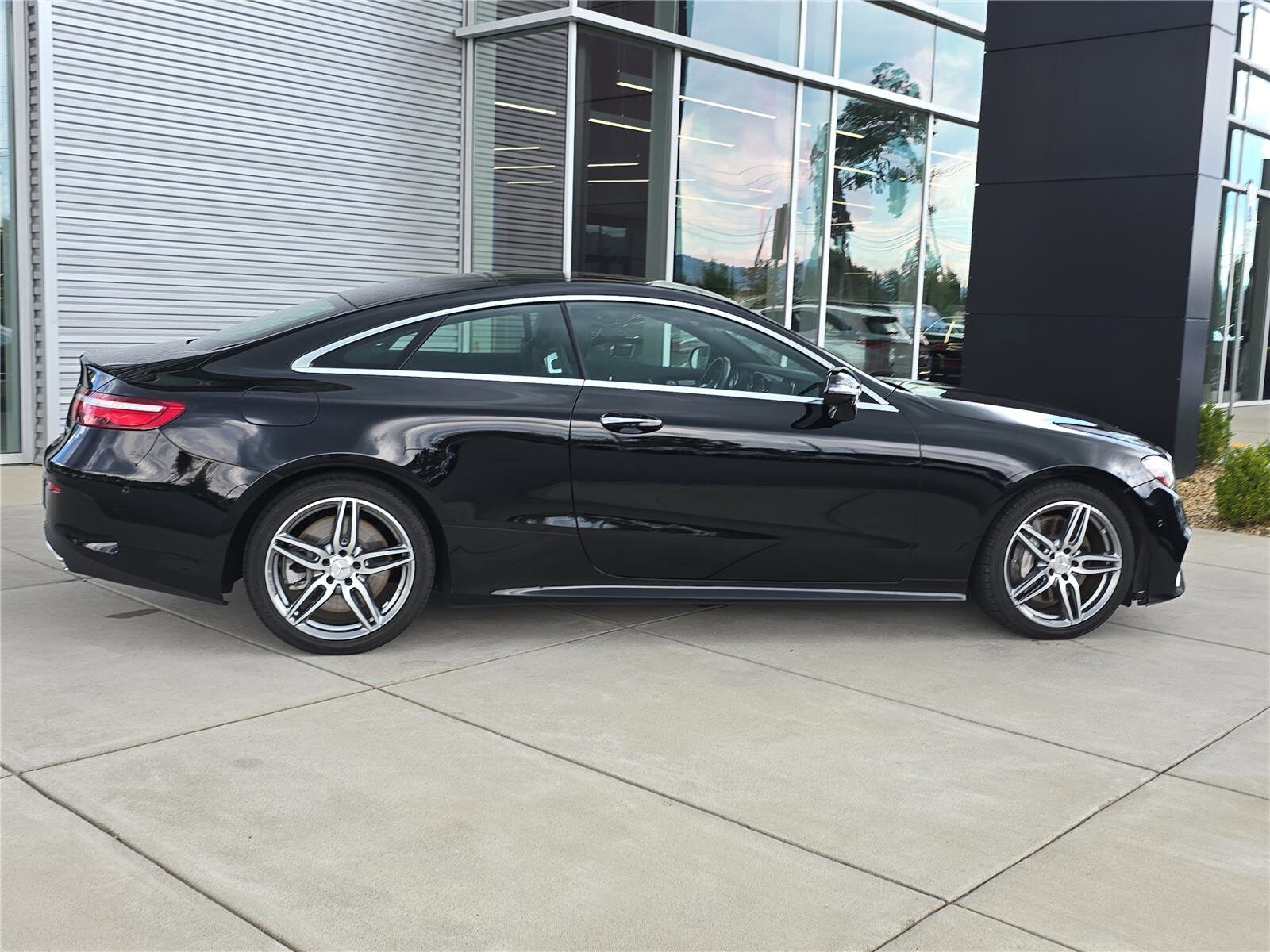 2019 Mercedes Benz E 450 photo 2
