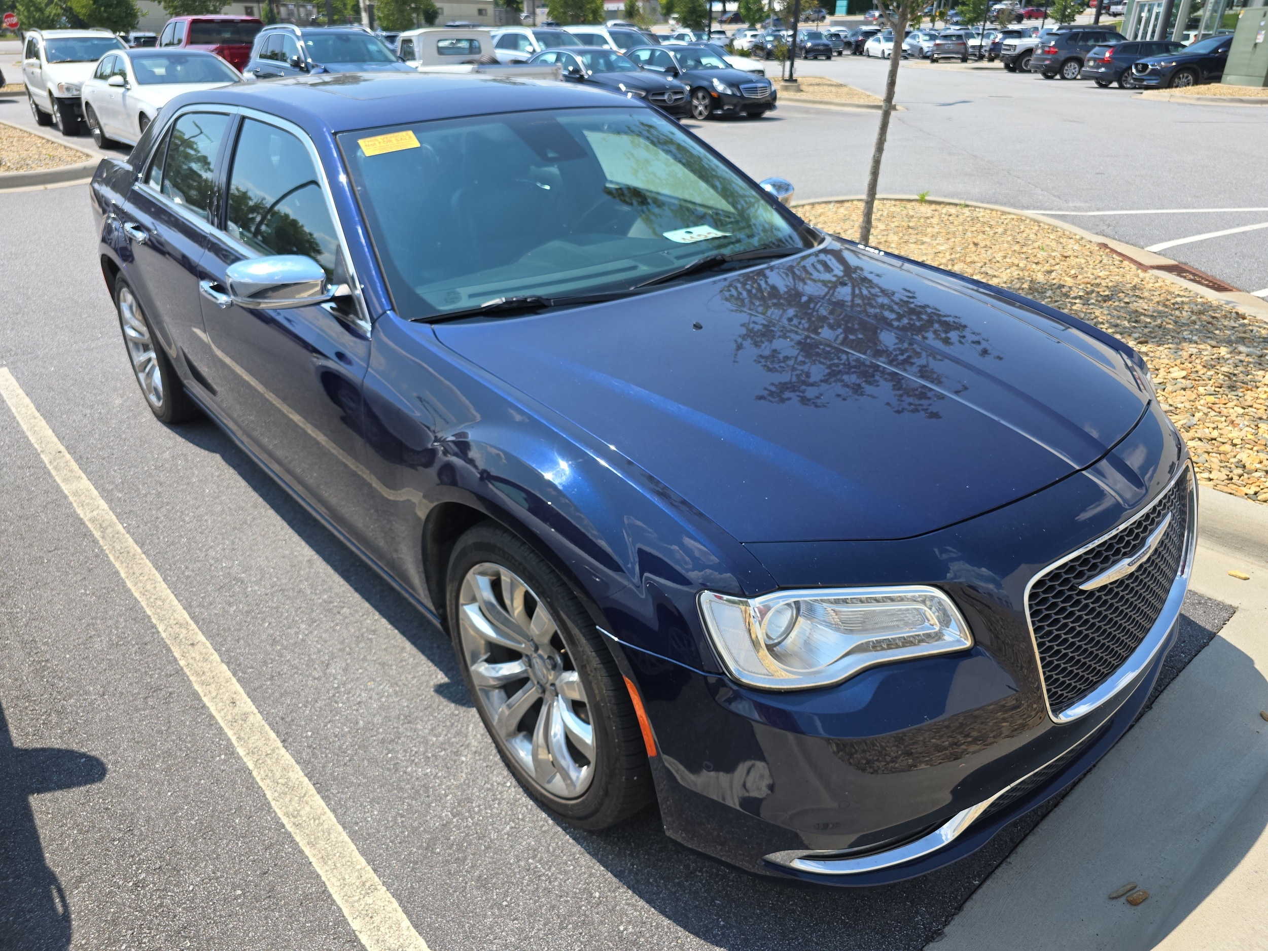 2017 Chrysler 300 C's photo