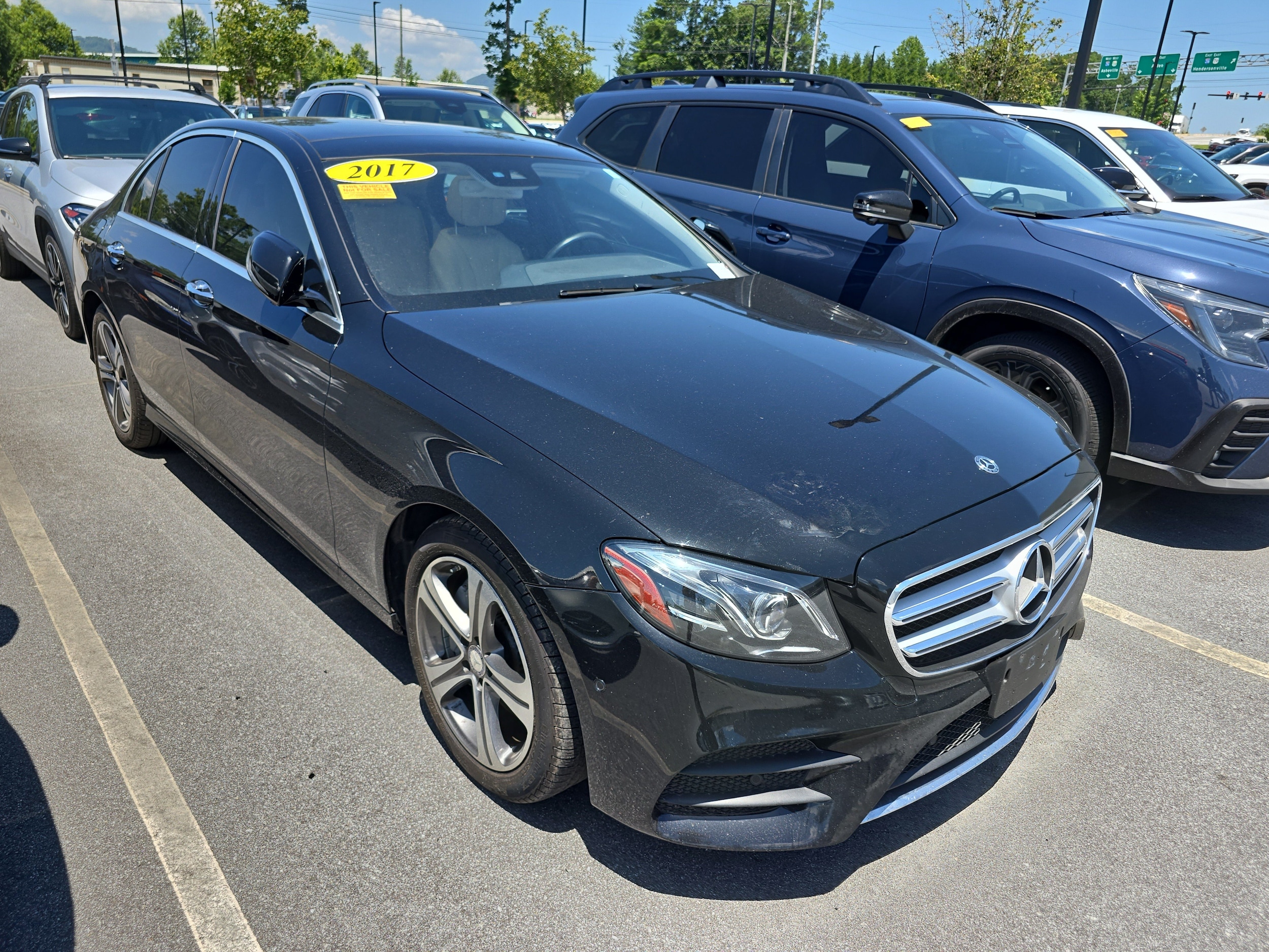 2017 Mercedes-Benz E-Class E300 4MATIC's photo