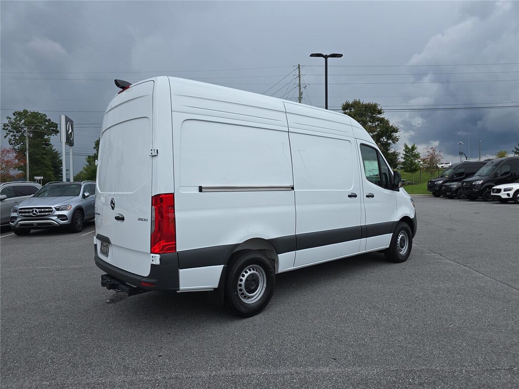 New 2025 Mercedes-Benz Sprinter 2500 Standard Roof 4-Cyl Diesel HO Van Cargo Van