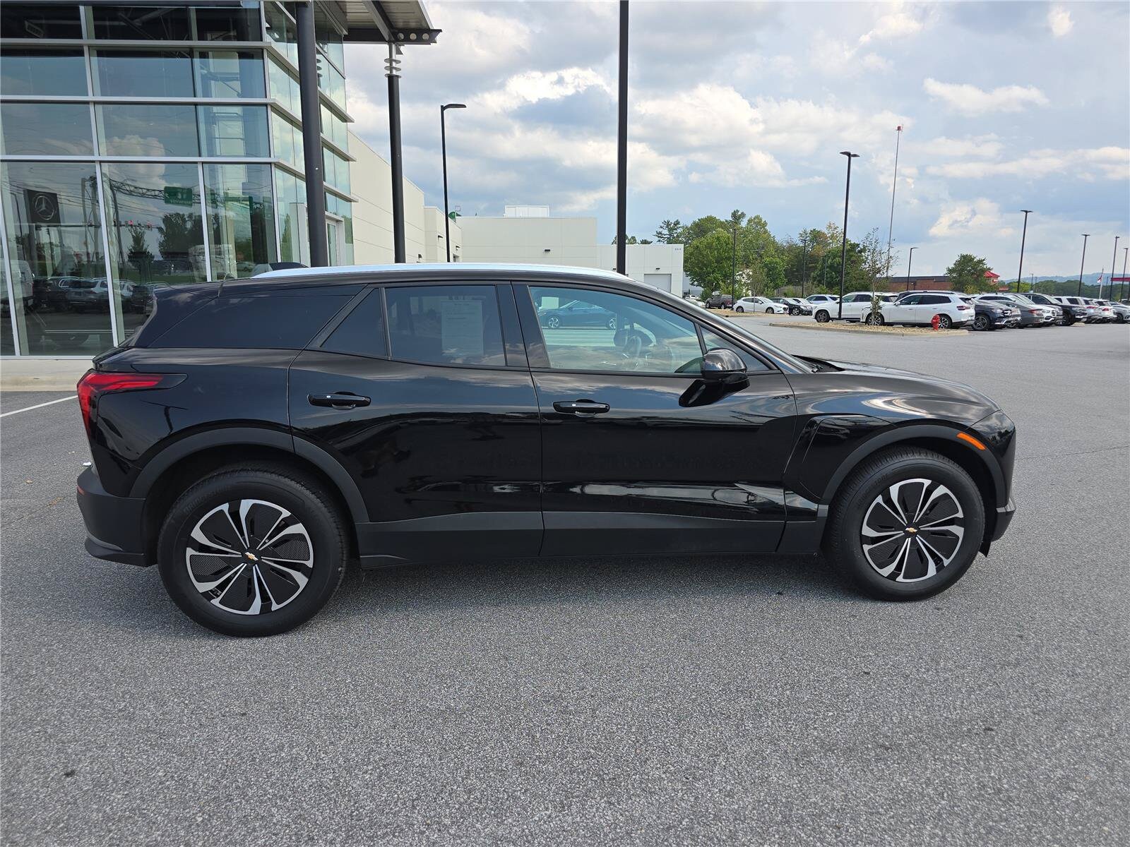 Used 2024 Chevrolet Blazer EV LT with VIN 3GNKDBRJ2RS194662 for sale in Fletcher, NC