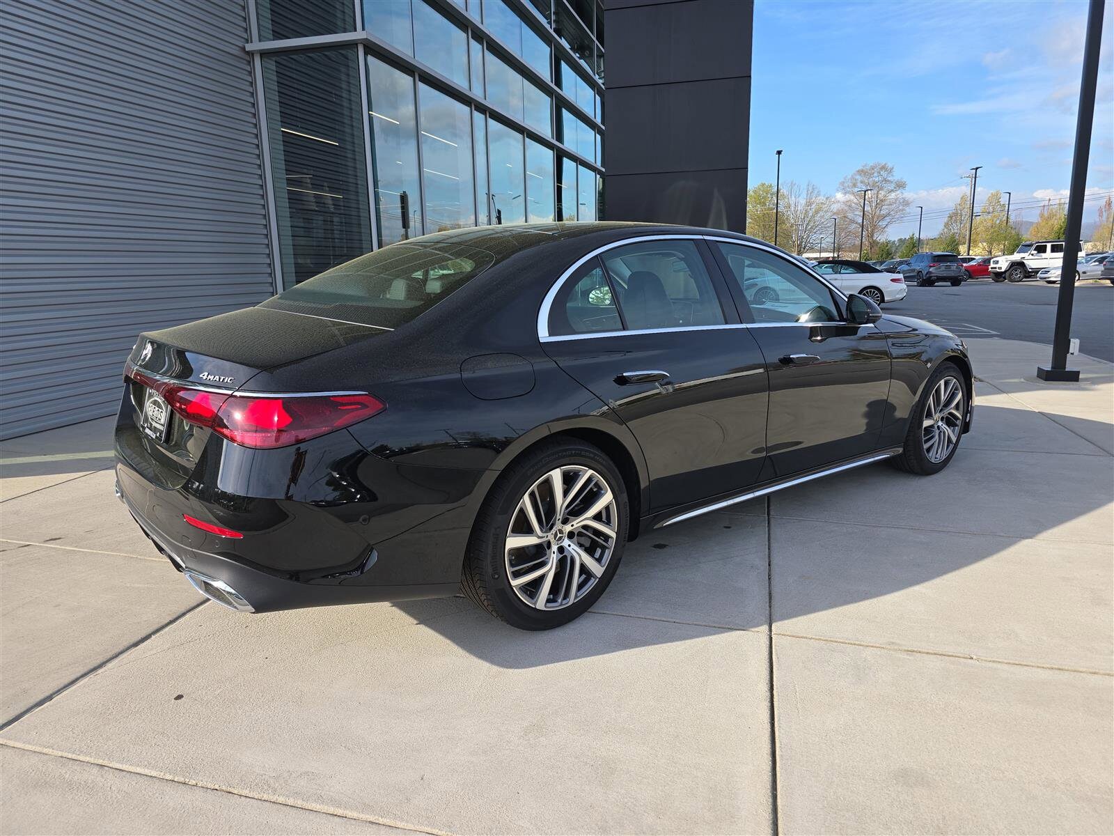 2025 Mercedes Benz E 450 Sedan photo 3