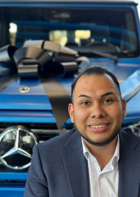 Staff member Alvin Monroy from ID_405391677c0d