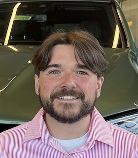 Staff member Johnny Hunt from ID_f4ba2a270df7