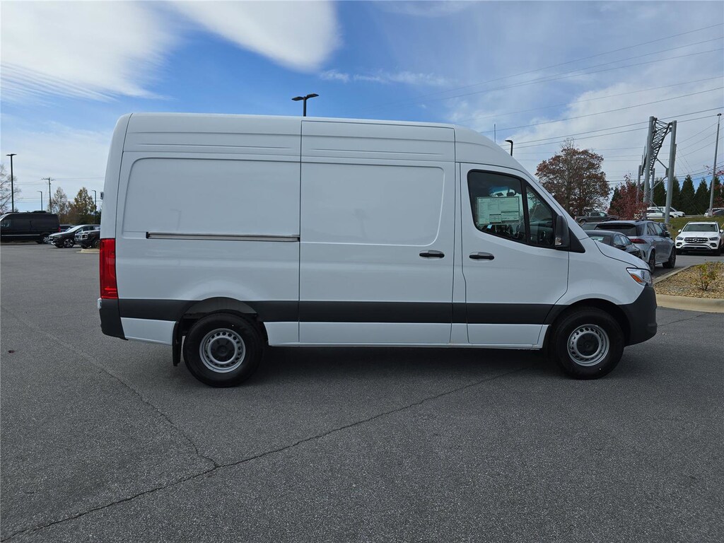 New 2025 Mercedes-Benz Sprinter 2500 Standard Roof 4-Cyl Diesel HO Van Cargo Van