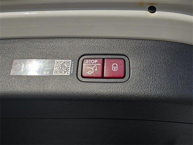 2025 Mercedes-Benz GLC Base - Photo 7