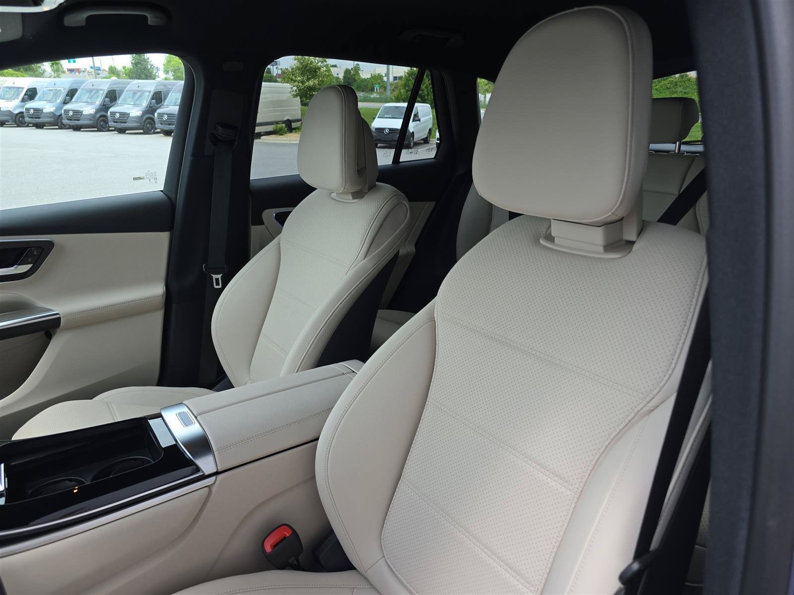 2025 Mercedes-Benz GLC Base - Photo 26