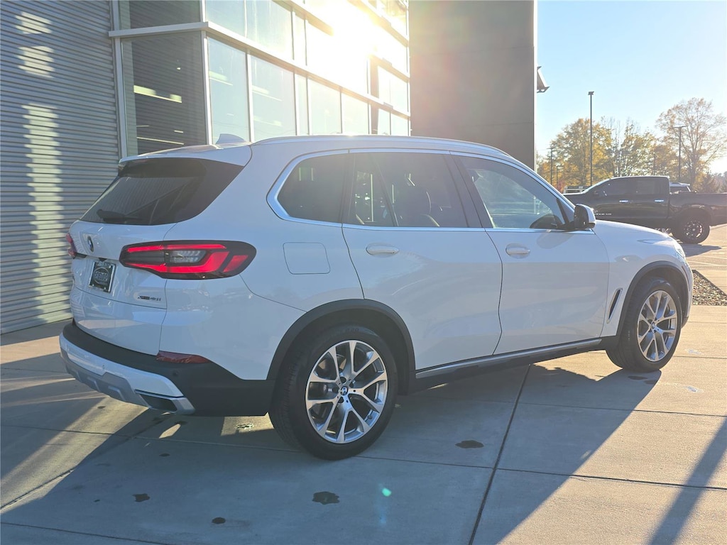 Used 2021 BMW X5 xDrive40i xDrive40i Sports Activity Vehicle