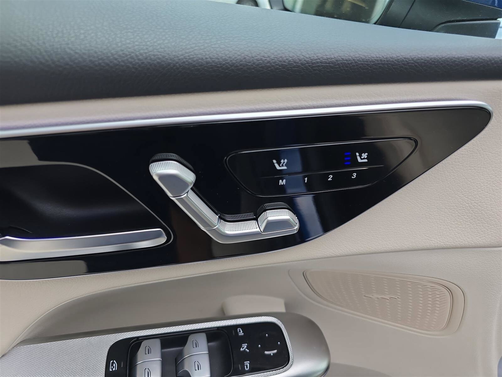 2025 Mercedes-Benz GLC Base - Photo 24