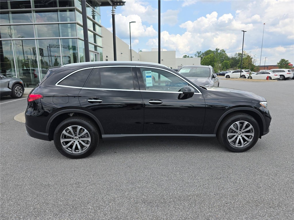 New 2026 Mercedes-Benz GLC 300 4MATIC SUV