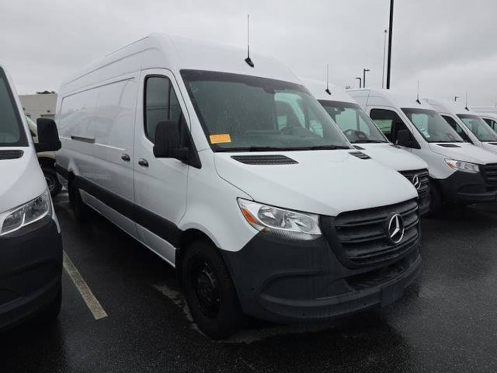 Used 2022 Mercedes-Benz Sprinter 2500 High Roof V6 2500 High Roof V6 170 Extended RWD