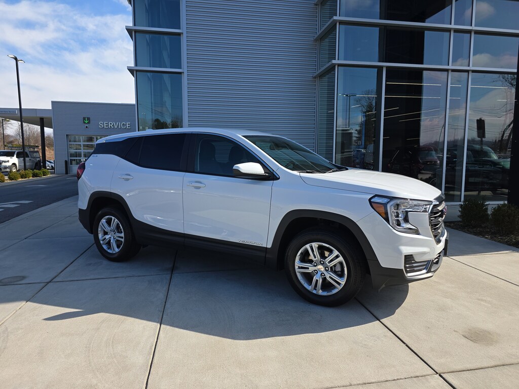 Used 2024 GMC Terrain SLE AWD SLE