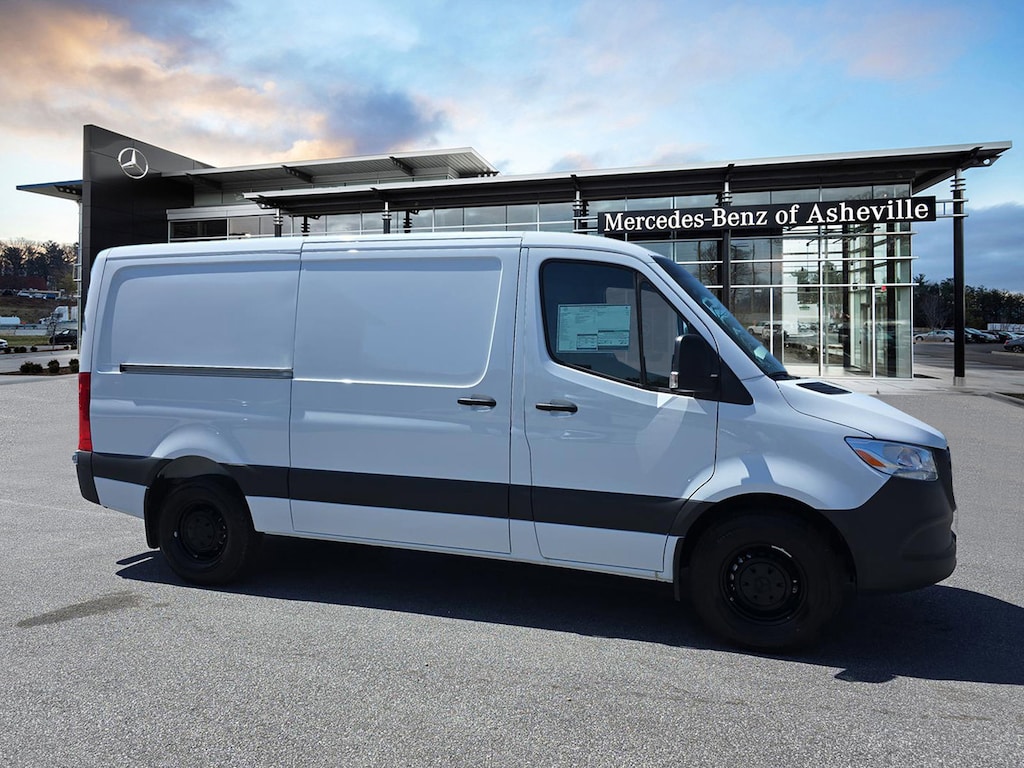 New 2025 Mercedes-Benz Sprinter 2500 Standard Roof 4-Cyl Diesel HO Van Cargo Van