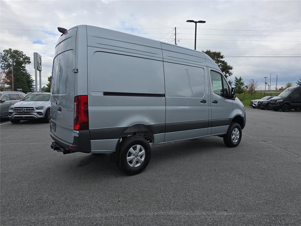 New 2025 Mercedes-Benz Sprinter 2500 Standard Roof 4-Cyl Diesel HO Van Cargo Van