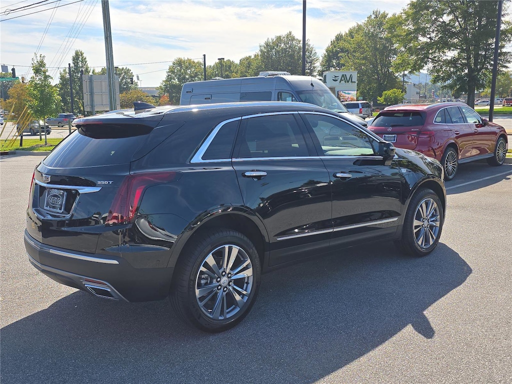 Used 2025 CADILLAC XT5 Premium Luxury AWD Premium Luxury
