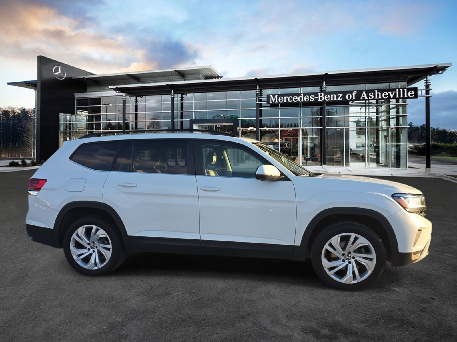 2021 Volkswagen Atlas SE w/Tech's photo