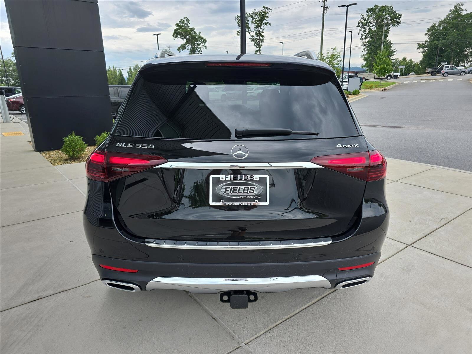 2026 Mercedes Benz GLE 350 4MATIC photo 4