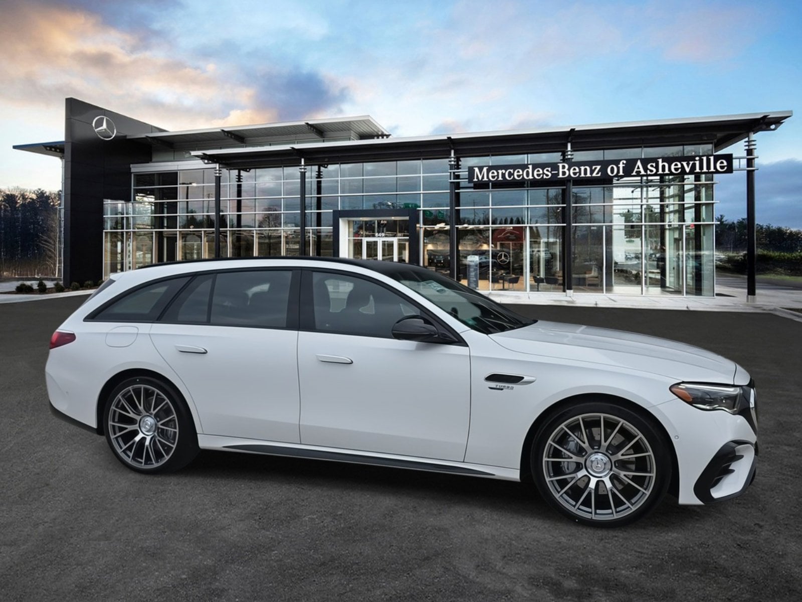 2026 Mercedes-Benz E-Class AMG E53's photo