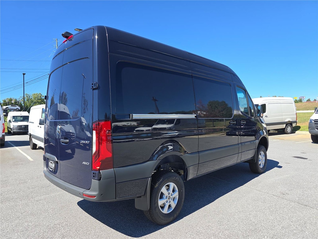New 2026 Mercedes-Benz Sprinter 2500 Standard Roof 4-Cyl Diesel HO Van Cargo Van