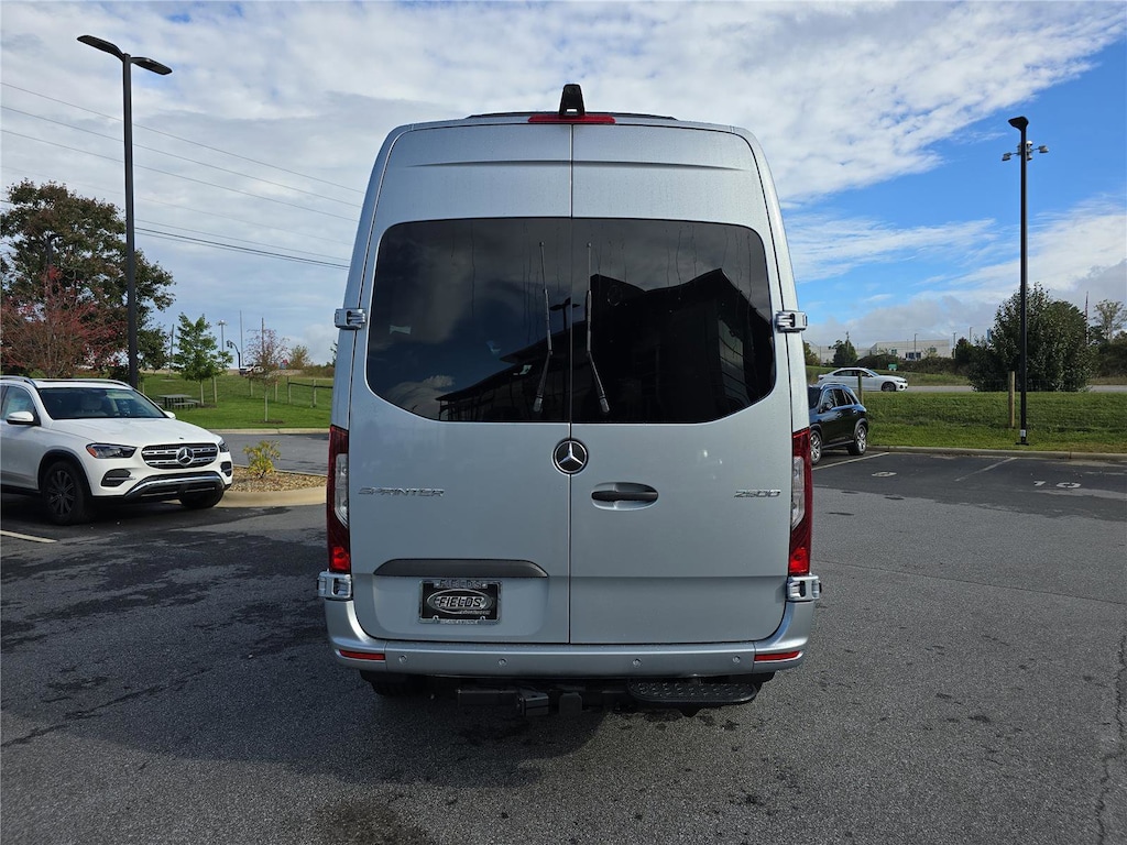 New 2025 Mercedes-Benz Sprinter 2500 Standard Roof 4-Cyl Diesel Van Passenger Van