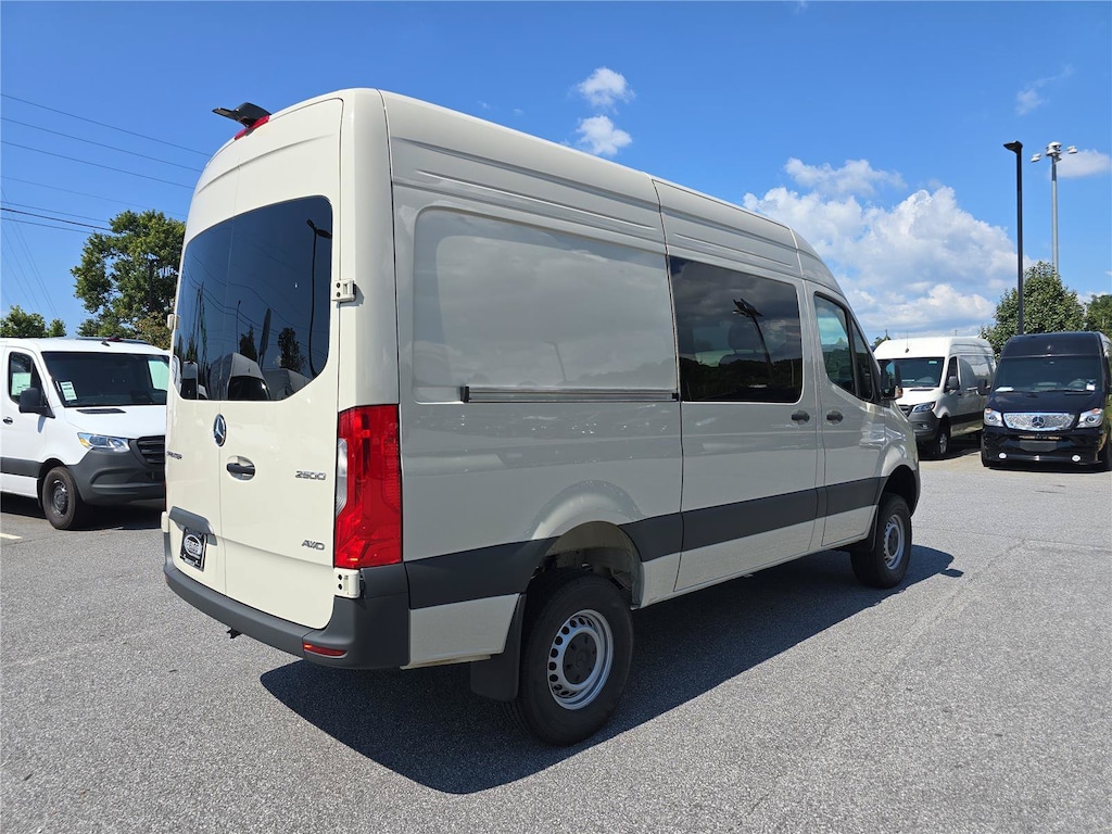 Used 2026 Mercedes-Benz Sprinter 2500 Standard Roof 4-Cyl Diesel HO 2500 Standard Roof I4 Diesel HO 144 AWD