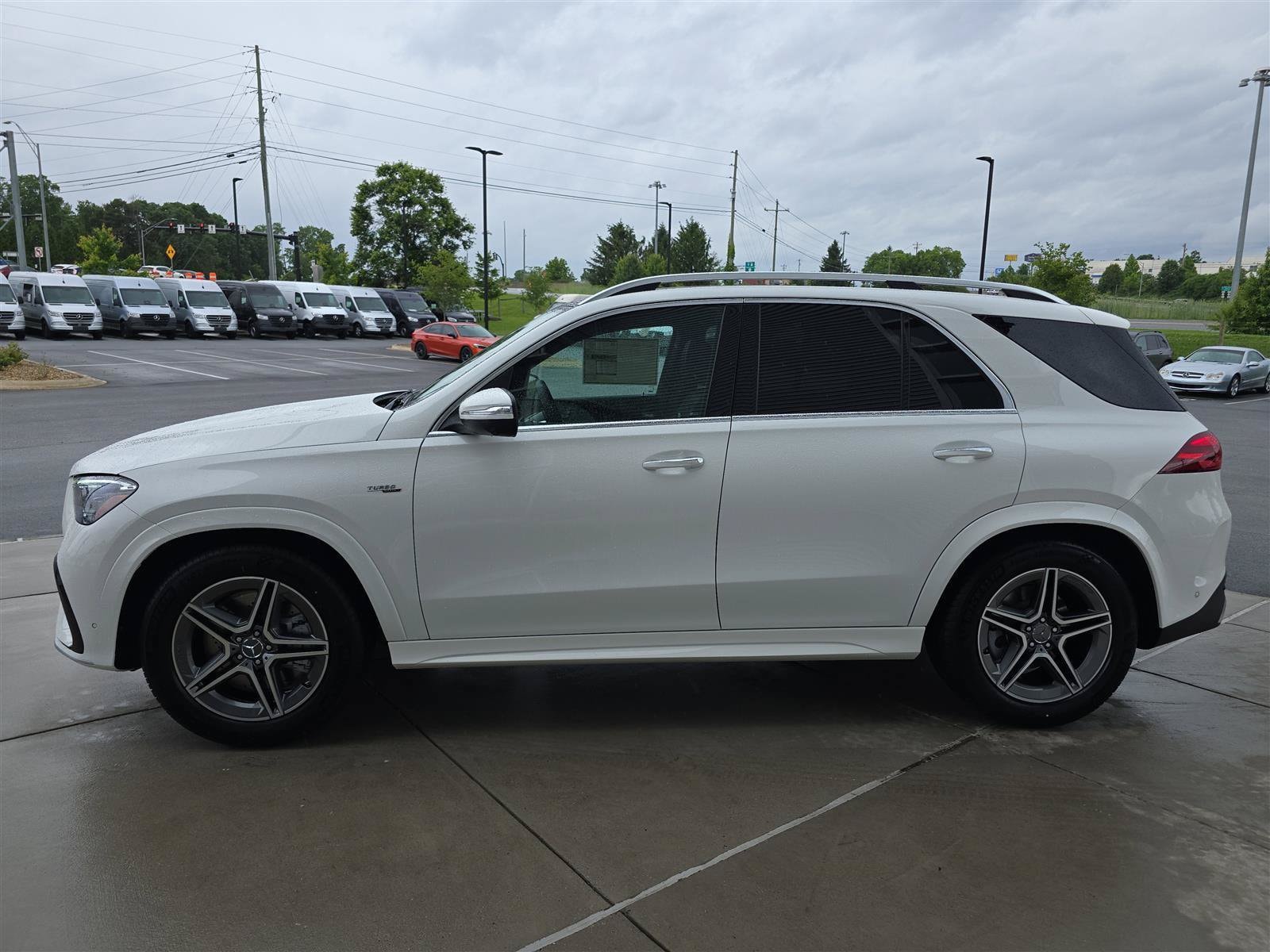 2025 Mercedes-Benz GLE AMG GLE 53 - Photo 9
