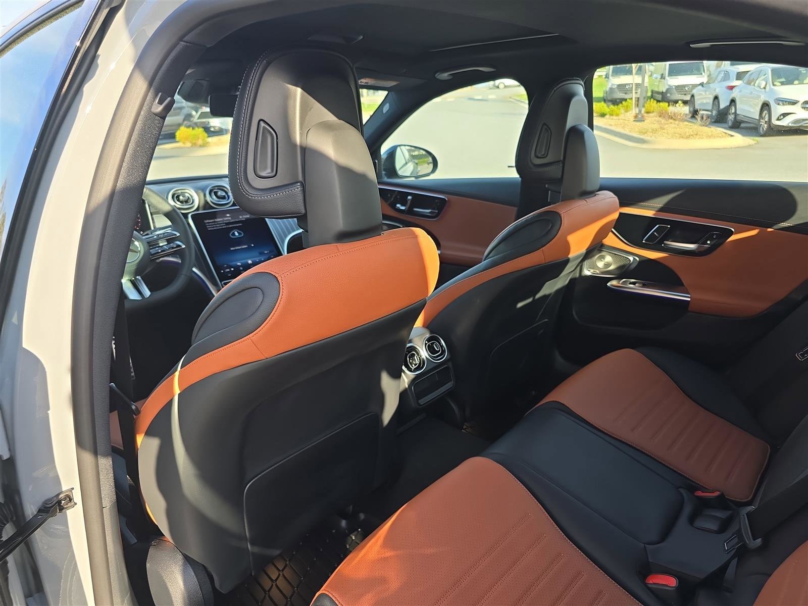 2025 Mercedes-Benz C-Class Sedan C 300 - Photo 18