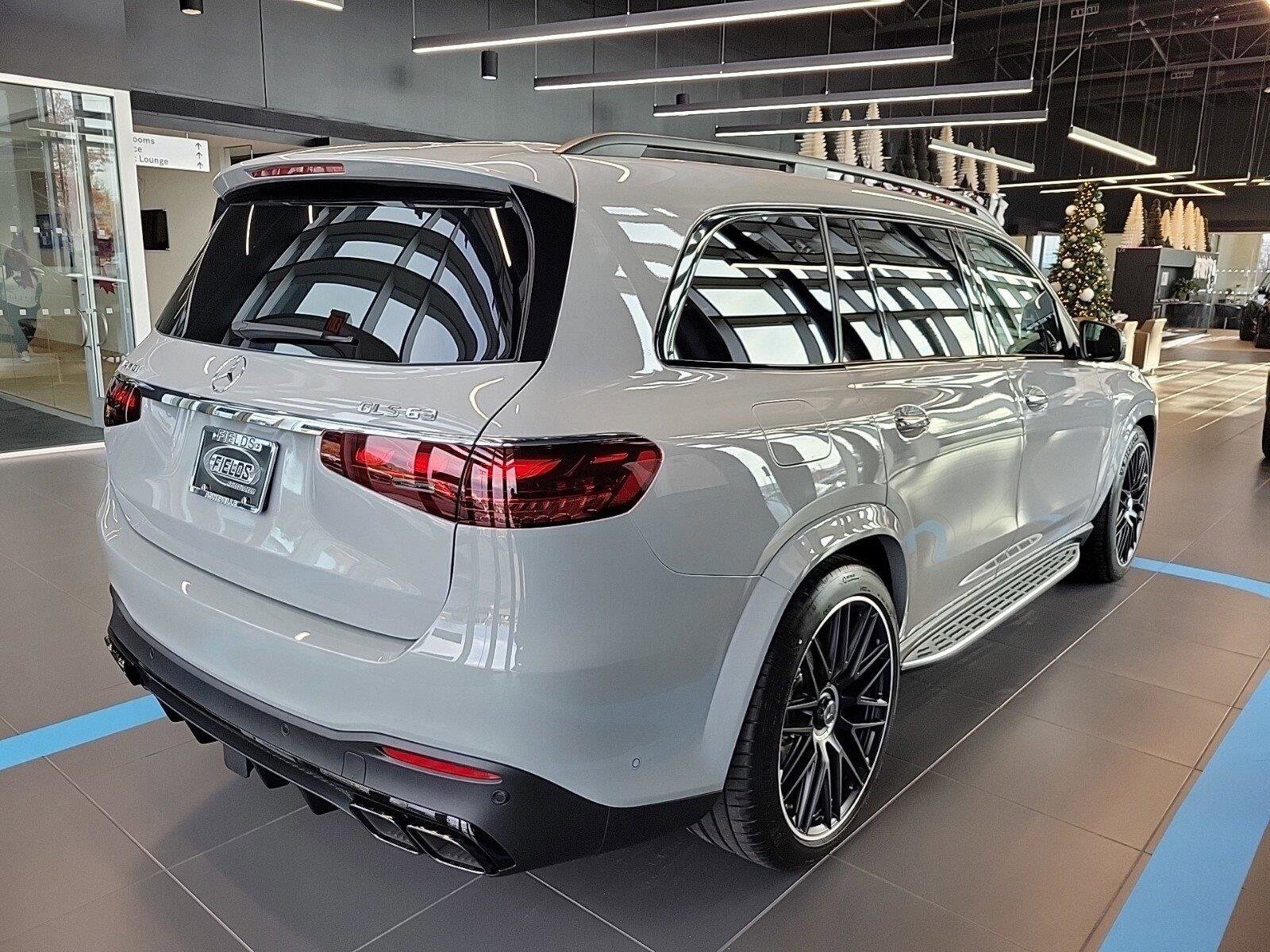 2025 Mercedes Benz GLS AMG 63 4MATIC photo 2