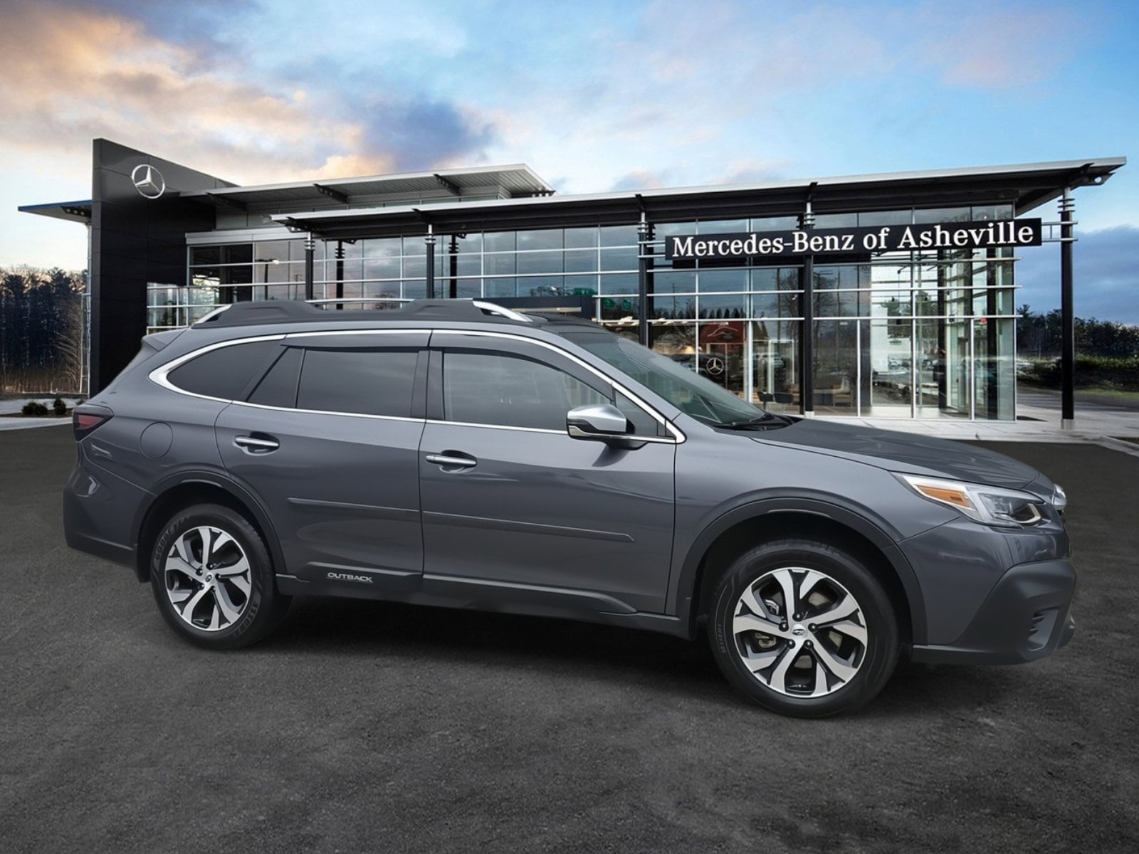 2022 Subaru Outback Touring's photo