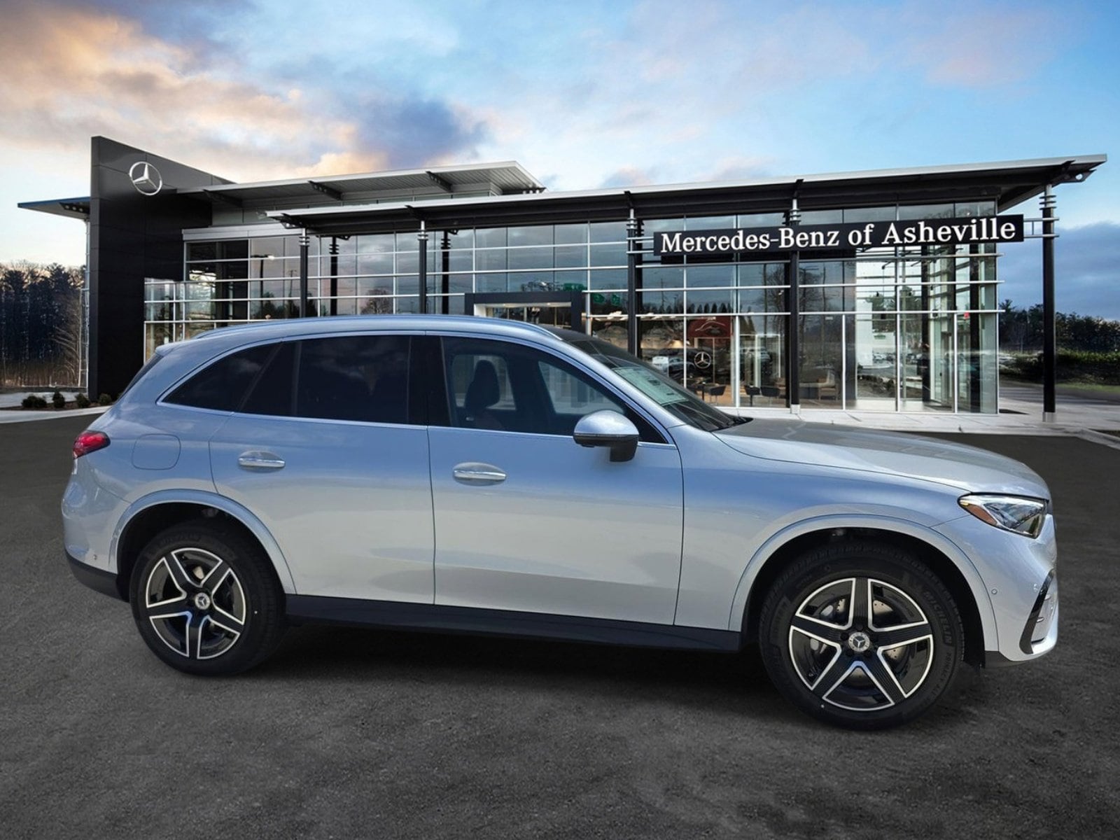 2026 Mercedes-Benz GLC