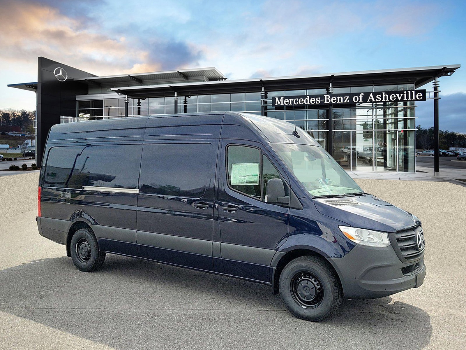 2024 Mercedes-Benz Sprinter Crew Van Base's photo