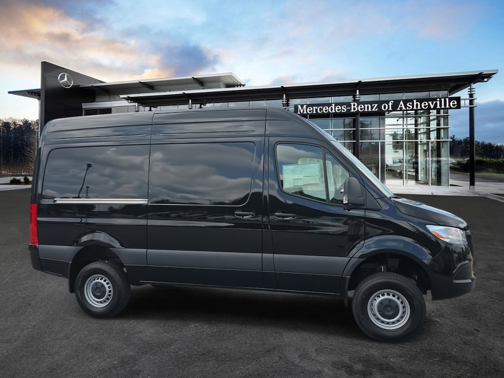 New 2025 Mercedes-Benz Sprinter 2500 Standard Roof 4-Cyl Diesel HO Van Cargo Van