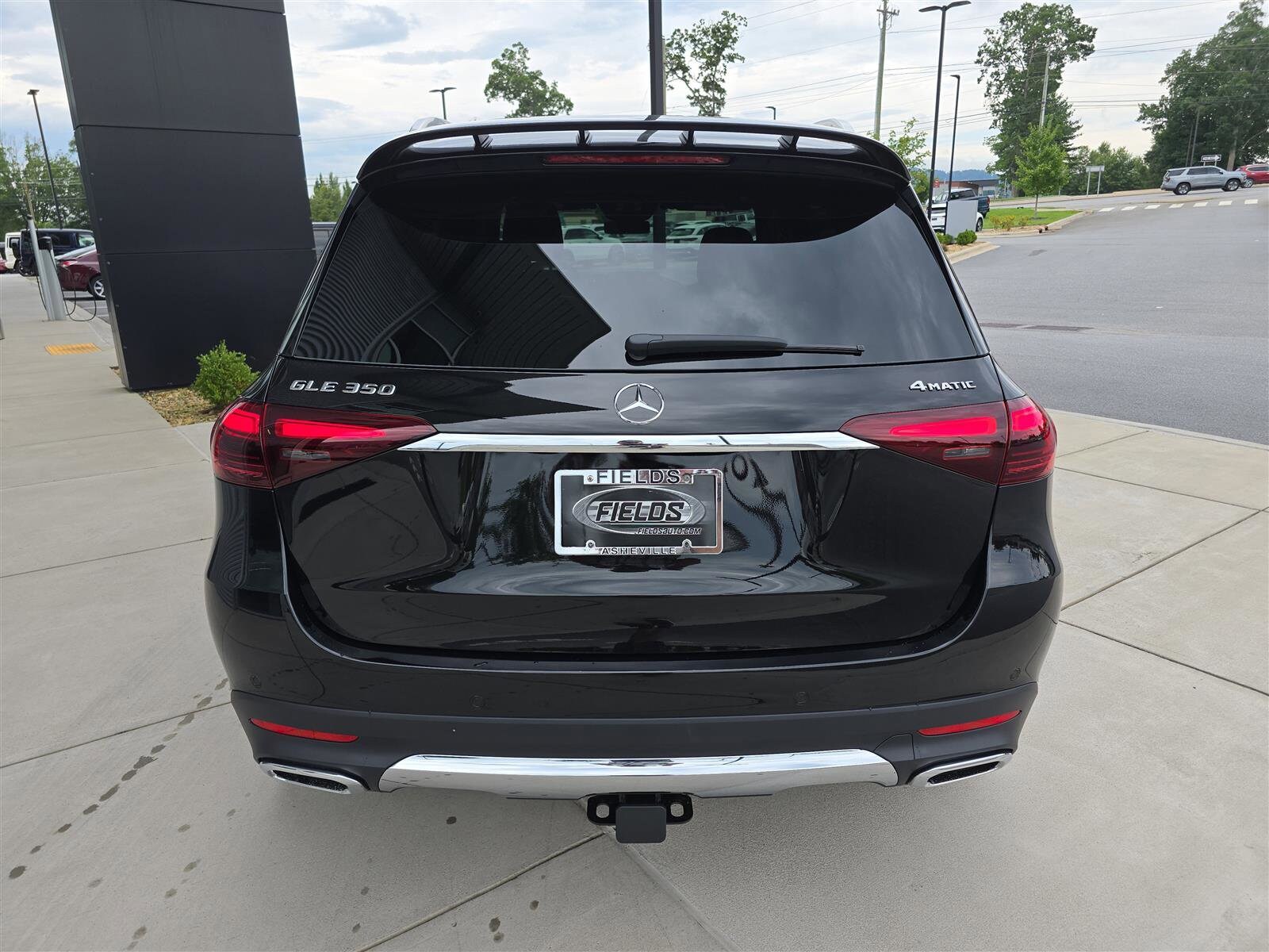 2026 Mercedes Benz GLE 350 4MATIC photo 4