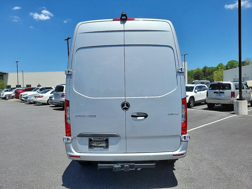 New 2024 Mercedes-Benz Sprinter 2500 Standard Roof 4-Cyl Diesel HO Van