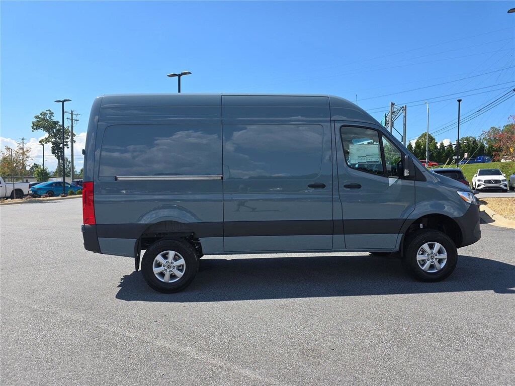 New 2025 Mercedes-Benz Sprinter 2500 Standard Roof 4-Cyl Diesel HO Van Passenger Van