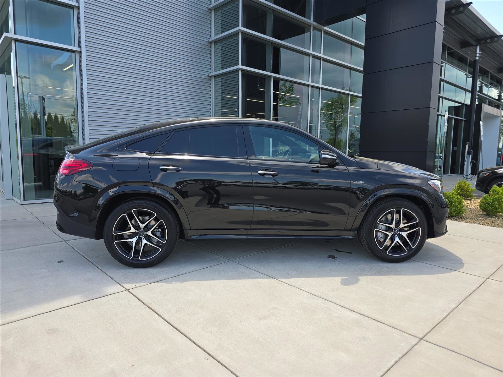 2025 Mercedes Benz GLE AMG 53 4MATIC Coupe photo 2