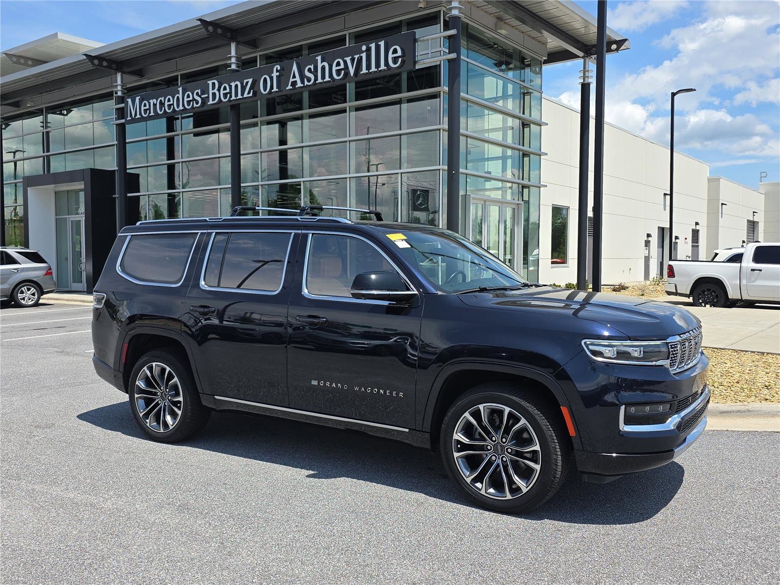 2023 Jeep Grand Wagoneer Series III 4WD's photo