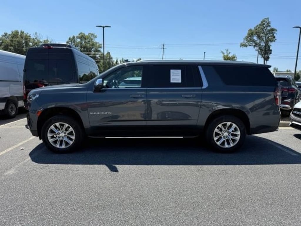 Used 2021 Chevrolet Suburban Premier 4WD Premier