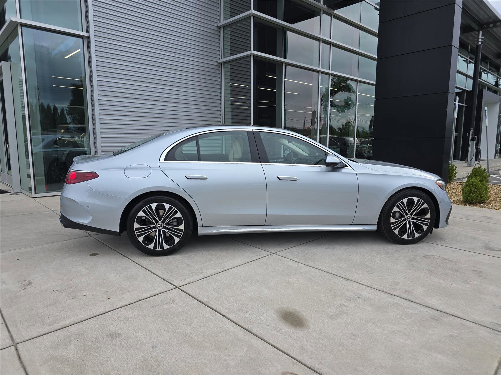 2026 Mercedes Benz E 4MATIC Sedan photo 2