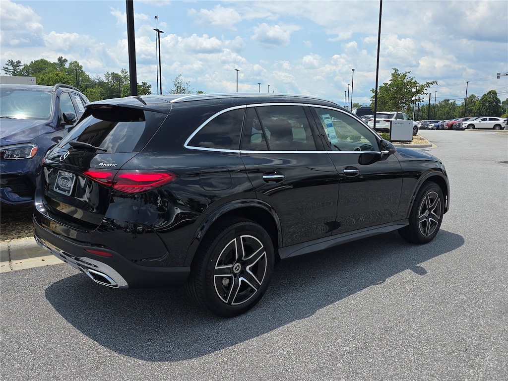 New 2026 Mercedes-Benz GLC 300 4MATIC SUV