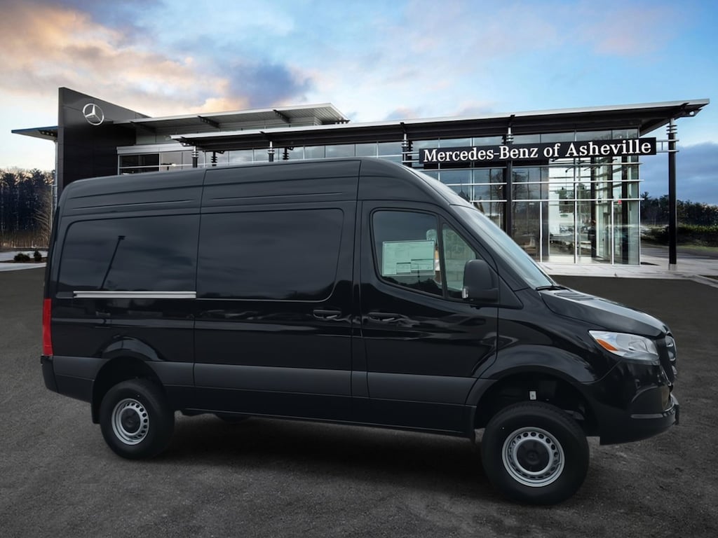 New 2025 Mercedes-Benz Sprinter 2500 Standard Roof 4-Cyl Diesel HO Van Cargo Van