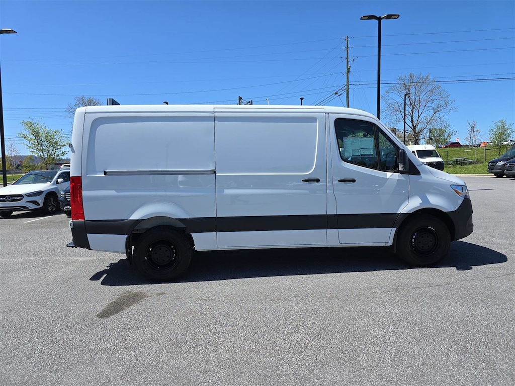 New 2025 Mercedes-Benz Sprinter 2500 Standard Roof 4-Cyl Diesel HO Van Cargo Van