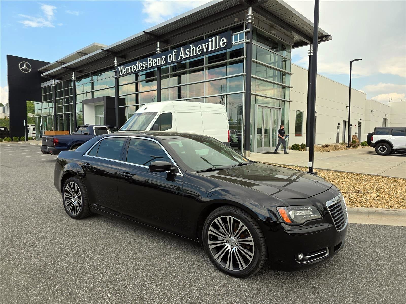 2014 Chrysler 300 S V6's photo