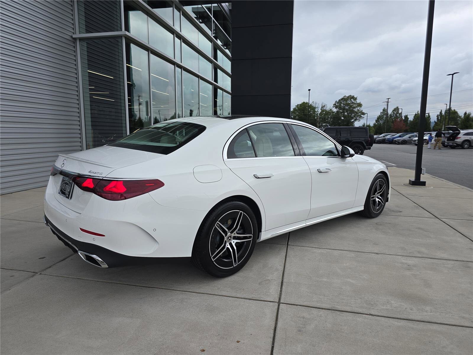 2026 Mercedes Benz E 4MATIC Sedan photo 3