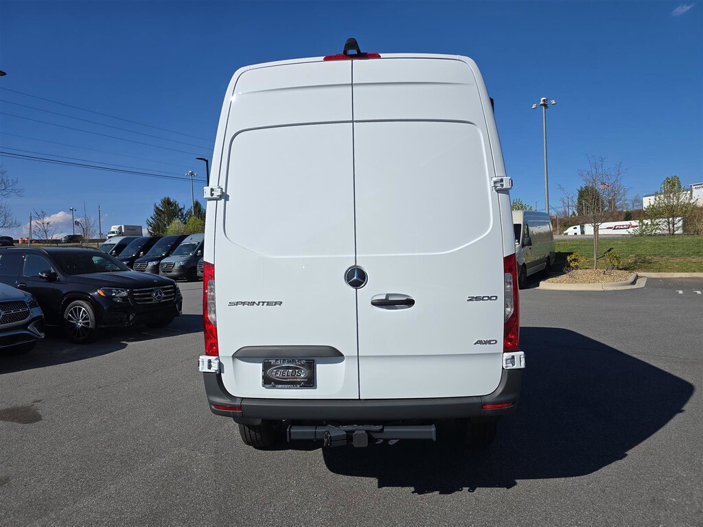 New 2025 Mercedes-Benz Sprinter 2500 Standard Roof 4-Cyl Diesel HO Van Cargo Van